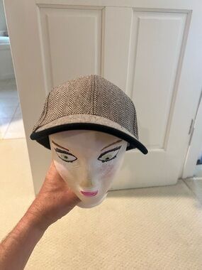 Herringbone Pattern Men’s Cap - Gray/Tan